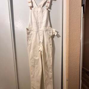 H&M Bib Overalls Women Size 4 Ivory Carpenter Utility Pockets NWT